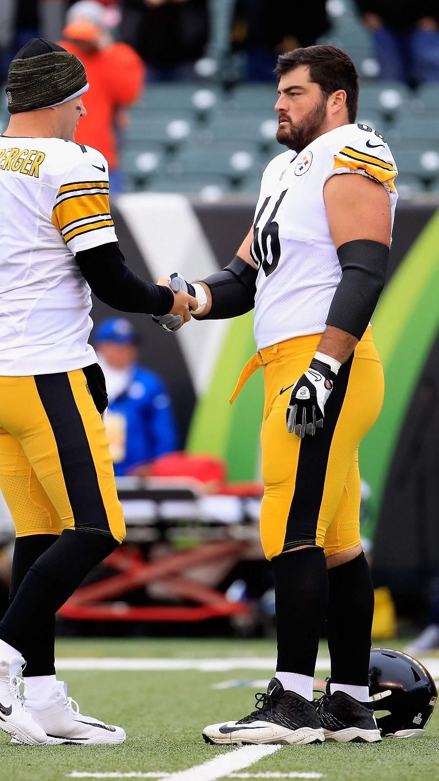 Pittsburgh Steelers cut All-Pro guard David DeCastro - The Boston