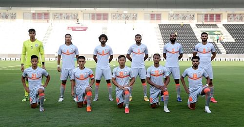 The Indian Football Team lines up before the Bangladesh game in the 2022 FIFA World Cup Qualifiers (Image Credits: Indian Football Team Twitter)