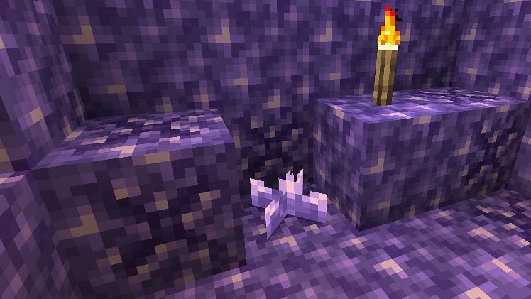 An amethyst cluster found inside a geode (Image via Mojang)