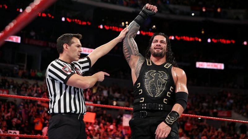 WWE यूनिवर्सल चैंपियन रोमन रेंस पहले भी जॉन सीना को हरा चुके हैं 