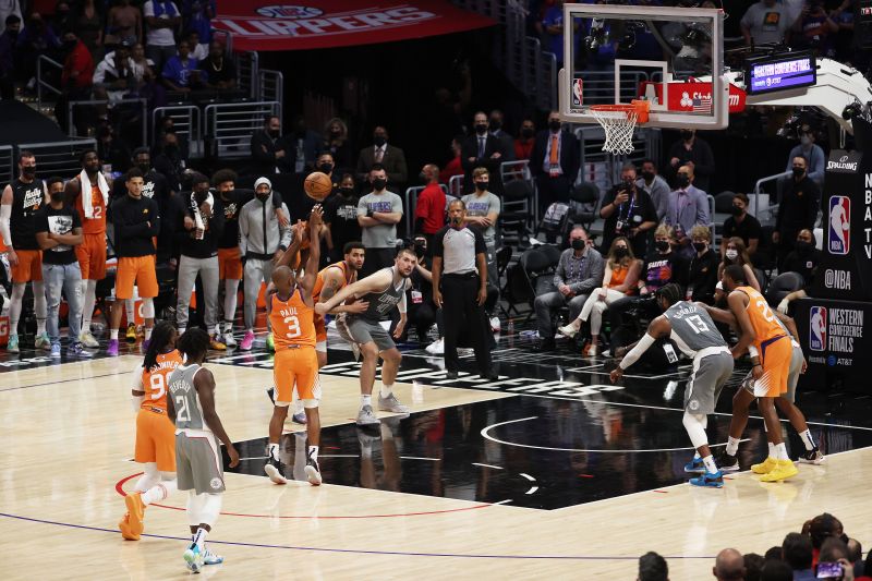 LOS ANGELES, CALIFORNIA - JUNE 26: Chris Paul (#3) of the Phoenix Suns shoots a free throw at the end of the game against the LA Clippers