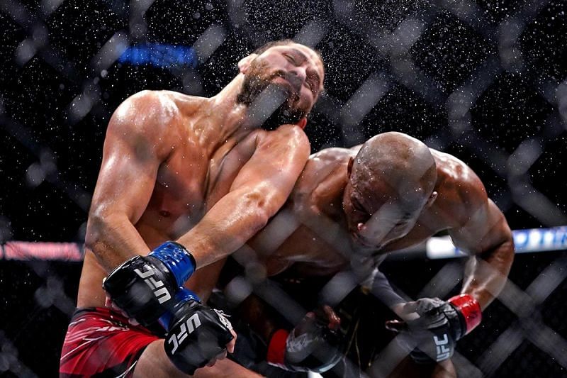 Kamaru Usman KO&#039;s Jorge Masvidal at UFC 261.