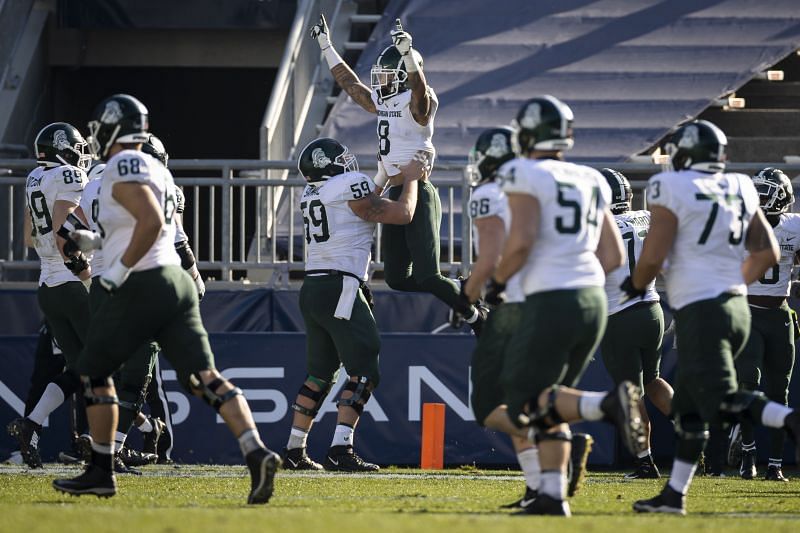 Michigan State v Penn State