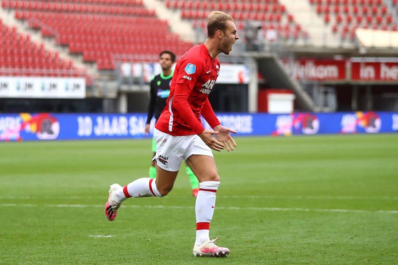 AZ Alkmaar&#039;s Tuen Koopermeiners could be the perfect replacement for Nemanja Matic at Manchester United.