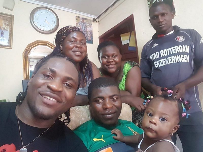 Francis Ngannou with his family. (via Instagram)