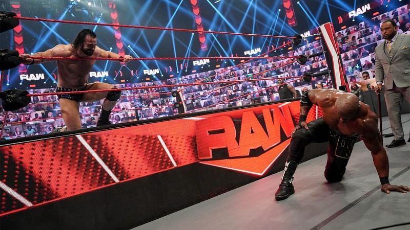 Hell in a Cell से पहले हुए WWE Raw के आखिरी एपिसोड में काफी कुछ देखने को मिला