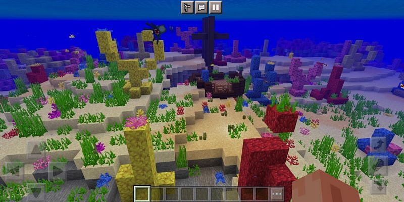 Shipwreck in Coral Reef (Image via Minecraft)