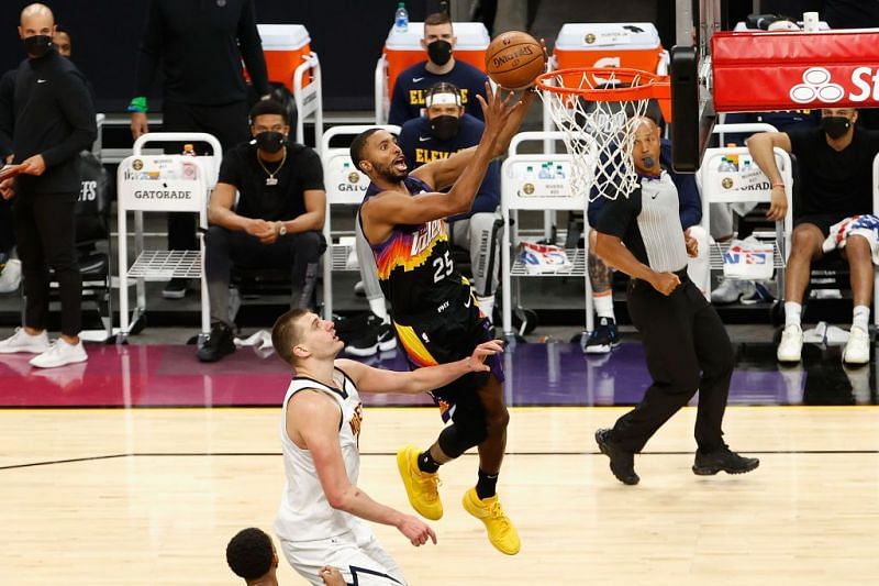 Mikal Bridges finishes a layup