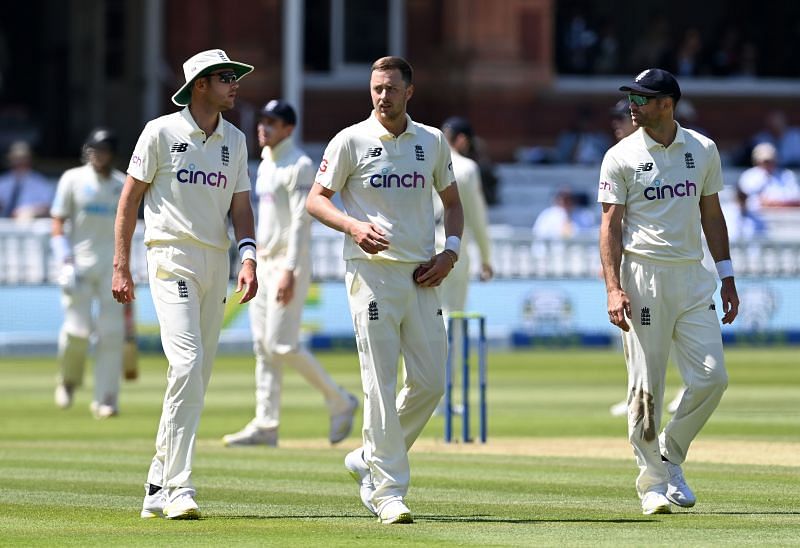Ollie Robinson (centre) was part of a four-pronged pace attack at Lord&#039;s