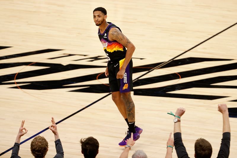 Cam Payne in action for the Phoenix Suns