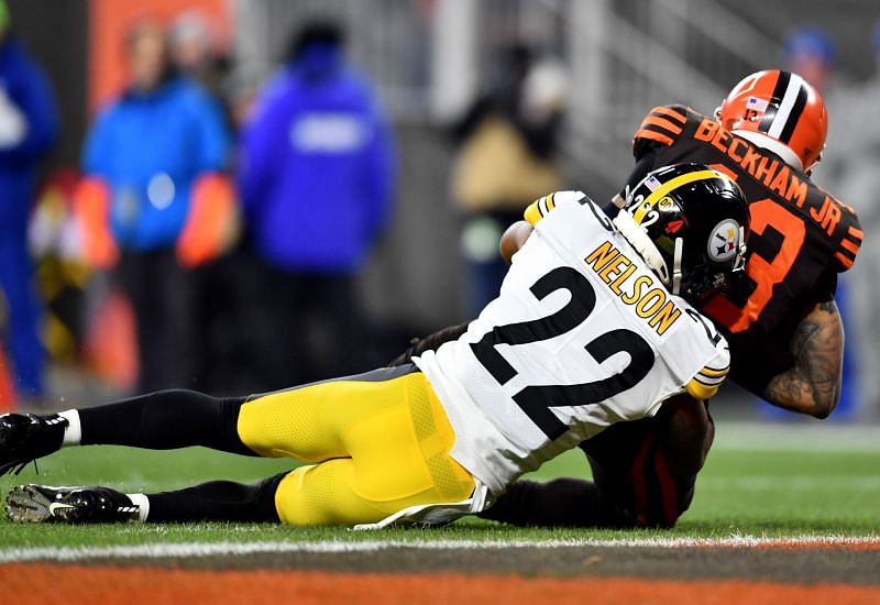 Pittsburgh Steelers v Cleveland Browns