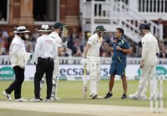 3 Players who have been hit on the head in Test cricket the most times