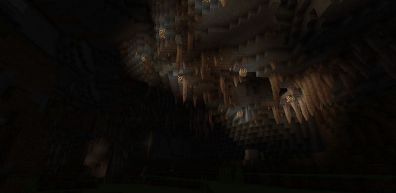 The dark dripstone caves, with glowstone for visibility (Image via Minecraft)