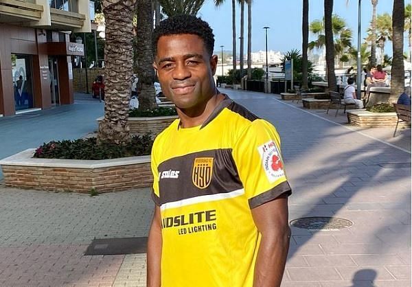 Bartholomew Ogbeche signs for Hyderabad FC (Source: Bartholomew Ogbeche Twitter)