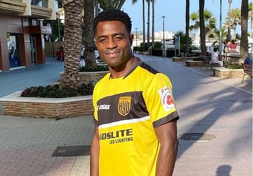 Bartholomew Ogbeche signs for Hyderabad FC (Source: Bartholomew Ogbeche Twitter)