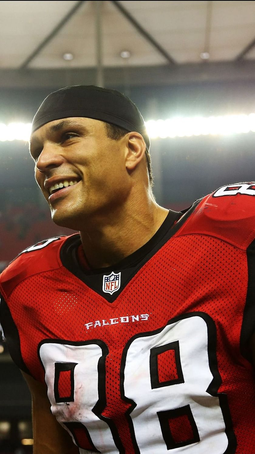 Former Falcons great Tony Gonzalez to be inducted into Pro