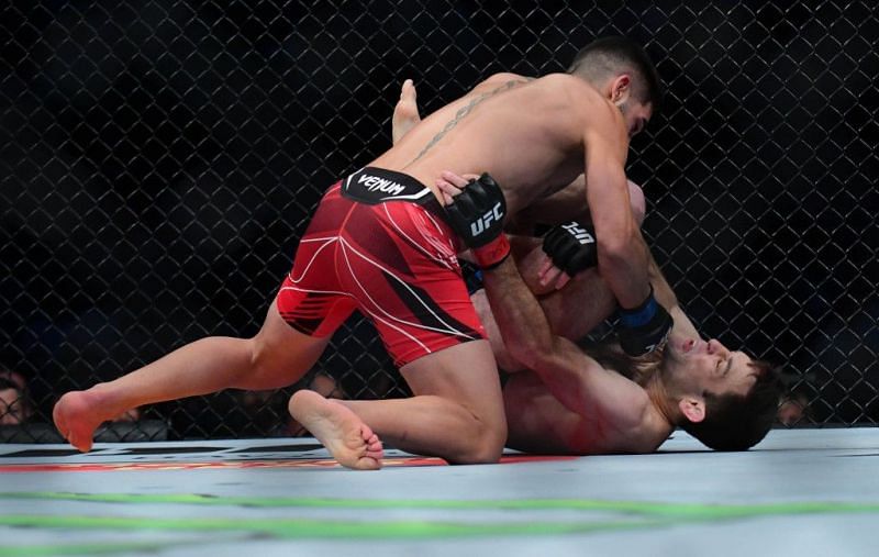 Ilia Topuria refused to be sucked into Ryan Hall&#039;s game - and then took him out violently at UFC 264
