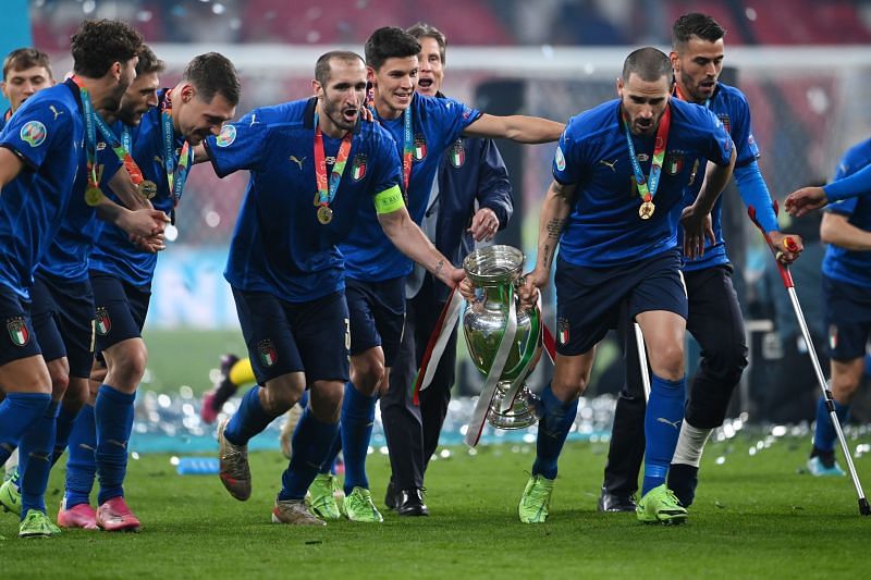 Chiellini and Bonucci celebrate Italy&#039;s win