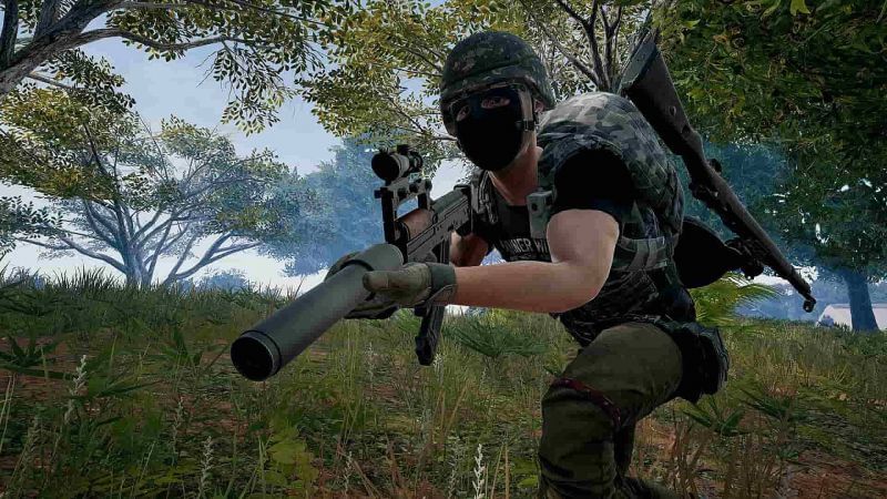 Sanhok has plenty of weapons (Image via WallpaperDog)