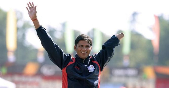 WATCH: Para-athlete Devendra Jhajharia's emotional embrace with Deepa Malik after world record throw