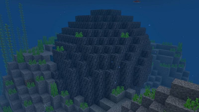 There are certain parameters that geodes must abide by within Minecraft&#039;s code (Image via Mojang)