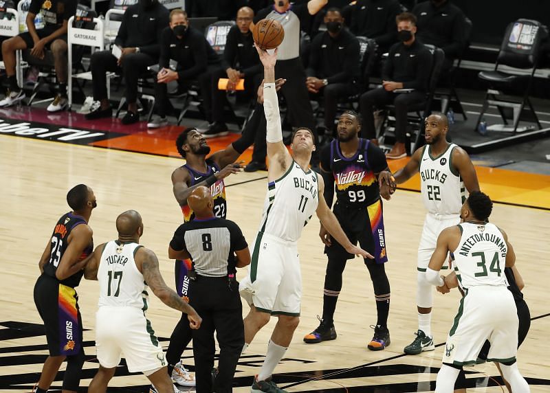2021 NBA Finals: Chris Paul, Suns take Game 1 against Bucks