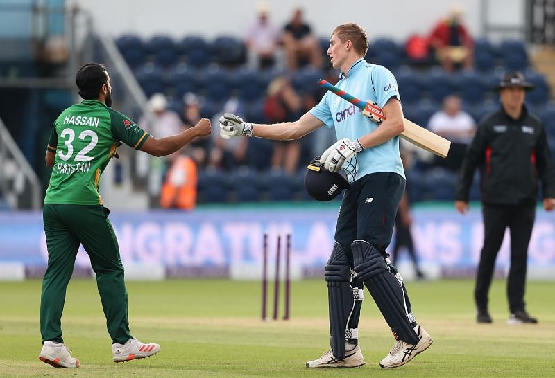 England crushed Pakistan in the first match of their ICC Cricket World Cup Super League series.