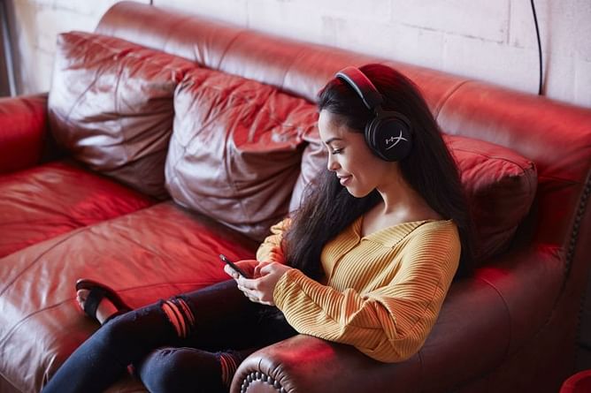Valkyrae re-signs with HyperX Hero as Brand Ambassador