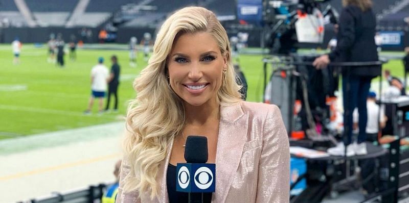 NFL reporter Melanie Collins recently sparked dating rumors with A-Rod (image via Instagram/Melanie Collins)
