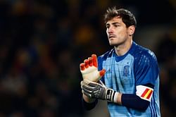 5 goalkeepers with the most clean sheets in 21st century