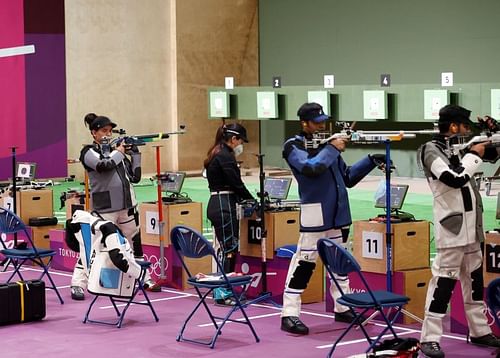 Indian 10m air rifle shooters' first session on monday morning (Photo Credits: Abhijit Deshmukh/Sportskeeda)