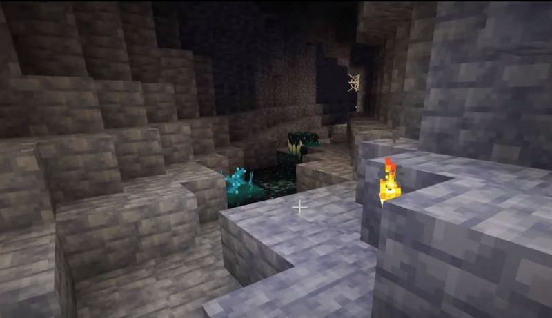 Deep dark cave (Image via Minecraft wiki)