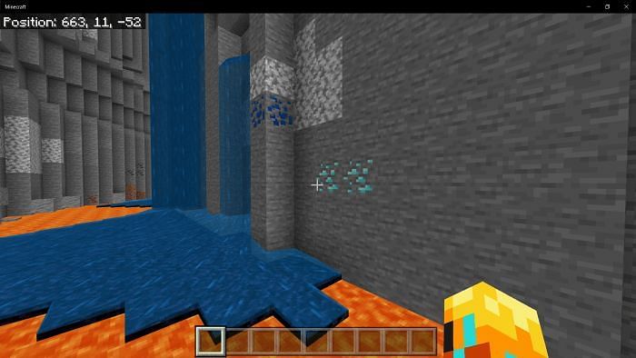 Diamonds in the ravine (Image via MCPEDL)