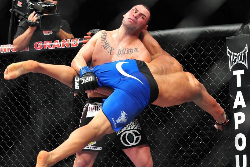 Cain Velasquez left no doubt as to who the better fighter was when he beat Junior Dos Santos in their rematch