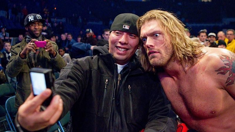 Edge with a fan