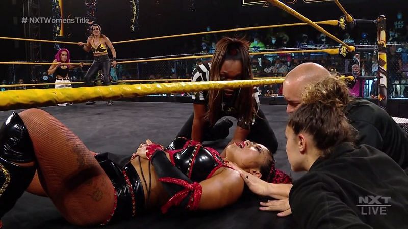 Xia Li had a huge injury scare during her championship match