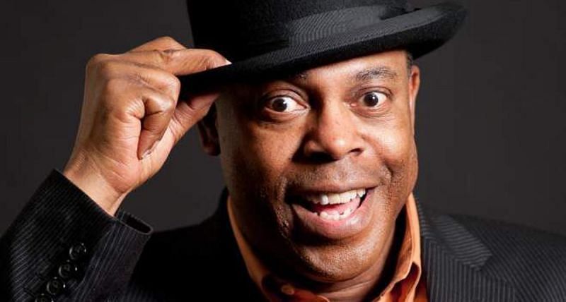 &quot;Police Academy&quot; star Michael Winslow earns a standing ovation from AGT judges (image via Getty Images)