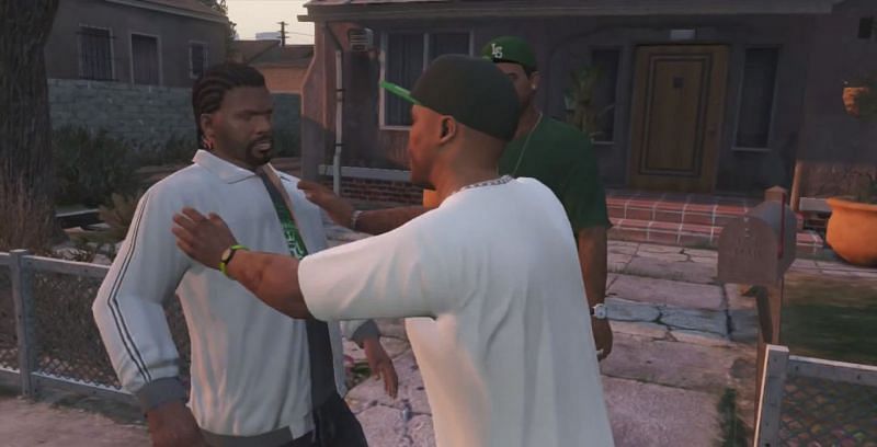 Stretch pushing Franklin (Image via GTA Wiki)