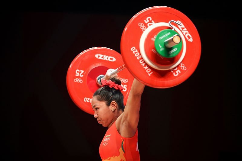 Mirabai Chanu in action at the Tokyo Olympics
