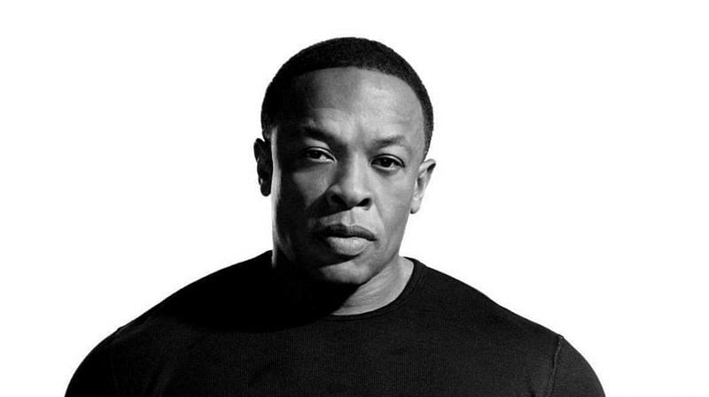 Dr. Dre to pay $300,000 a month to ex-wife per month (image via Getty Images)