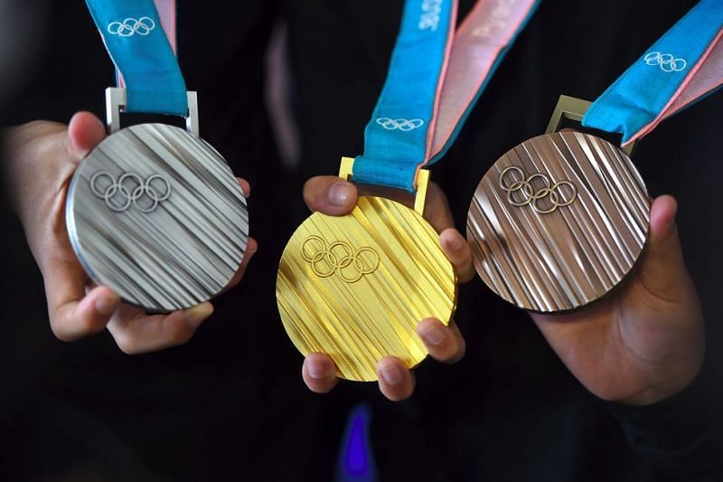 अंतर्राष्ट्रीय ओलंपिक समिति मेडल सेरेमनी में मेडल को स्वीकार न करने वाले खिलाड़ियों के लिए हमेशा कड़ा रुख अपनाती है