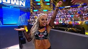 Pro-Wrestling Legend reveals how he would book the current storyline between Liv Morgan and Sonya Deville