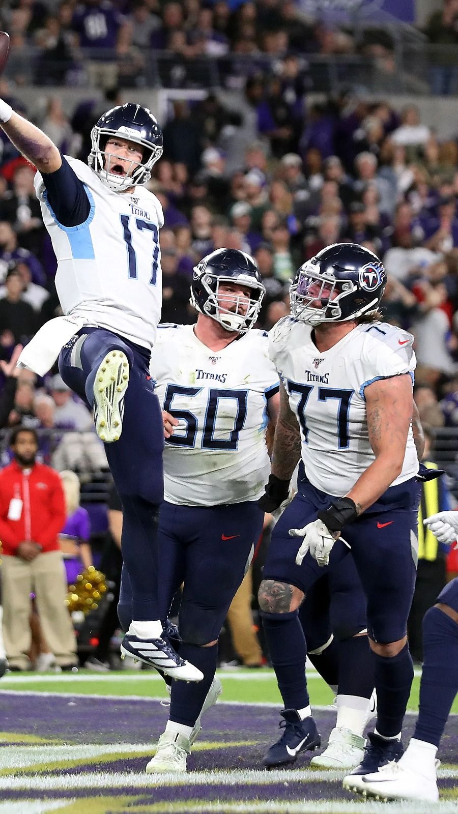 Tennessee Titans: Five Positive Signs, Five Negative Ones Through