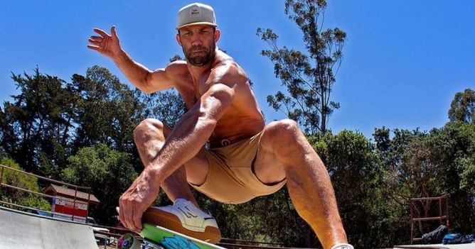 "He's the only guy who reached out to me personally"- Luke Rockhold names potential opponent for UFC return