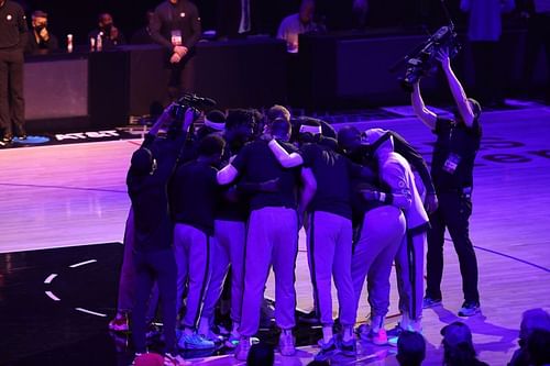 The LA Clippers huddle ahead of Game four against the Phoneix Suns