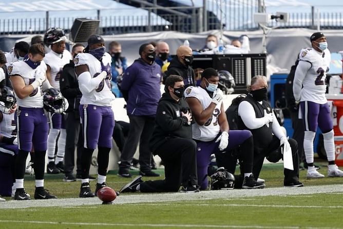 What is the NFL's national anthem policy?