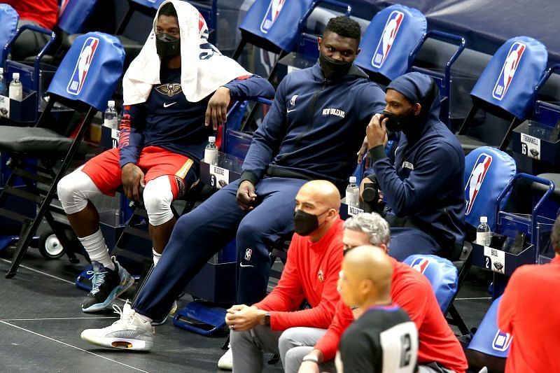 Zion Williamson on the New Orleans Pelicans on the bench