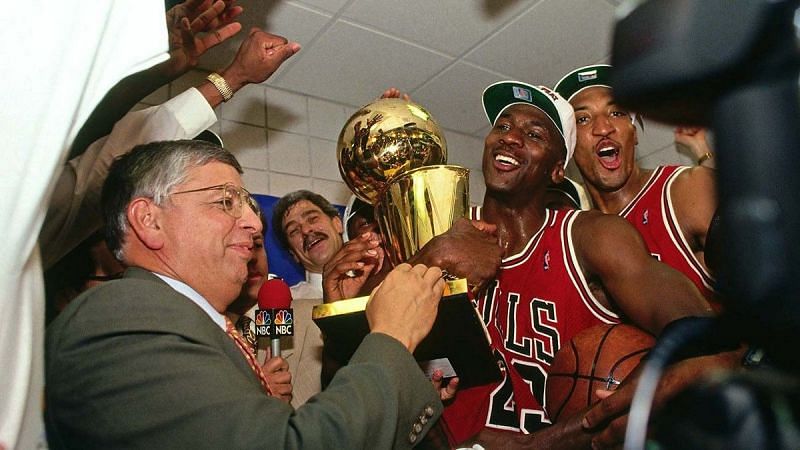 Former NBA commissioner David Stern and Michael Jordan [Andrew D. Bernstein / NBAE via Getty Images]