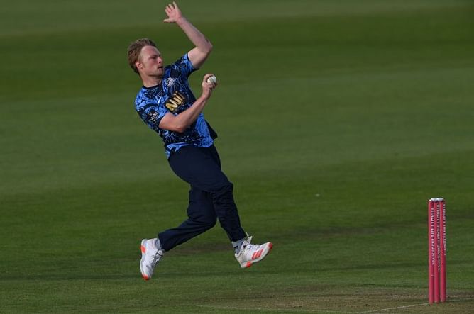 YOR vs LAN Dream11 Team Prediction, Fantasy Cricket Tips & Playing 11 Updates for Today's T20 Blast Match - July 2, 2021