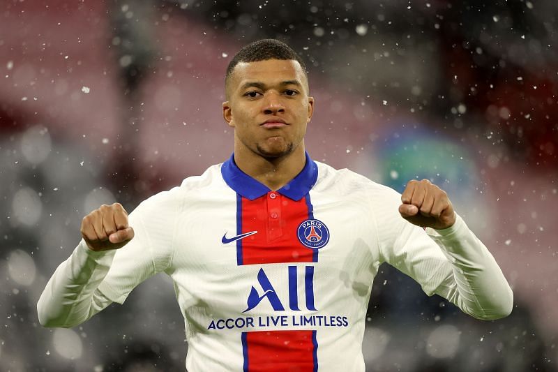 PSG looking to sell nine players to fund Kylian Mbappe's new contract –  reports